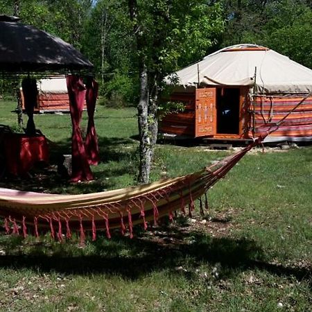 Les yourtes de Bascot Vaylats Exterior foto
