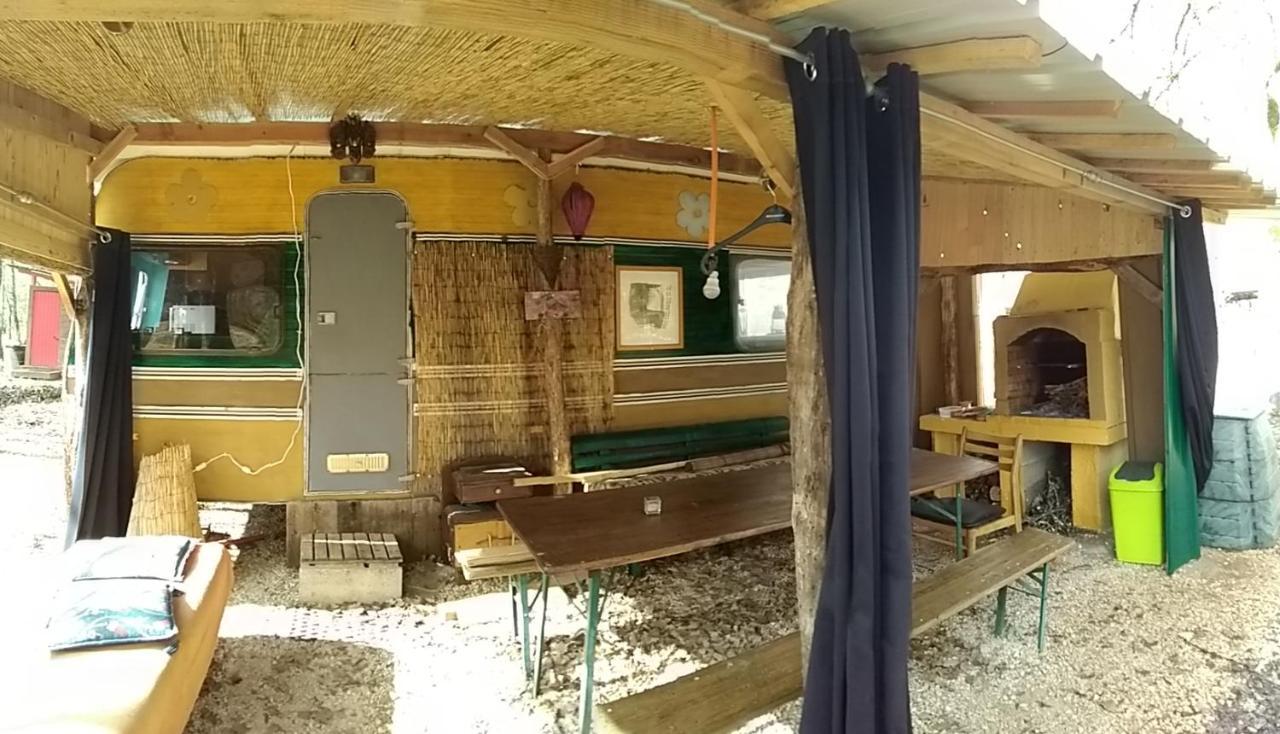 Les yourtes de Bascot Vaylats Exterior foto